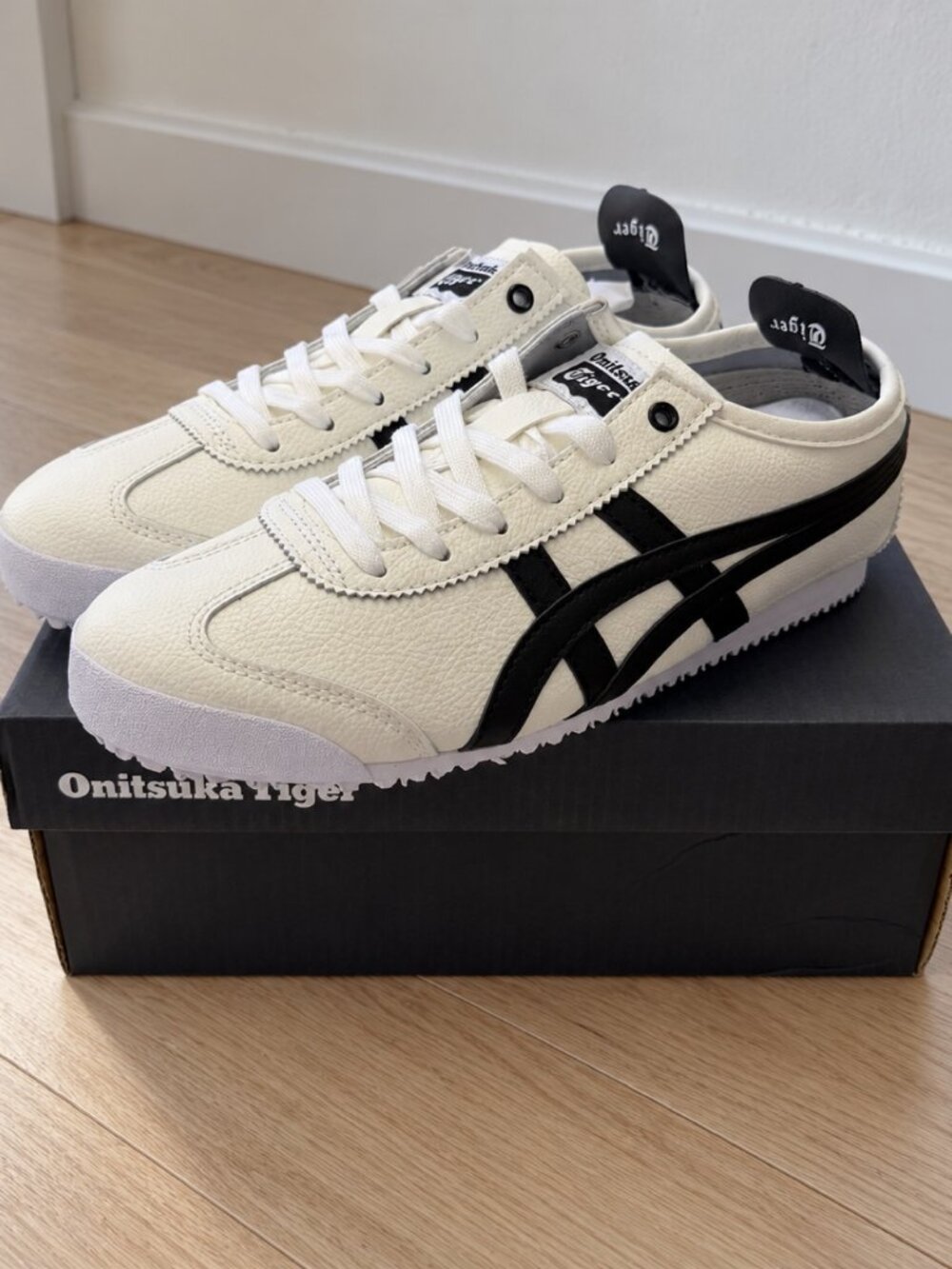 Onitsuka Tiger Mexico 66 Cream Black Sneakers New In Box Shoes